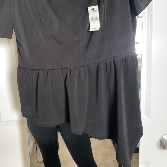 Zip back asymmetrical peplum top - Picture 5 of 6